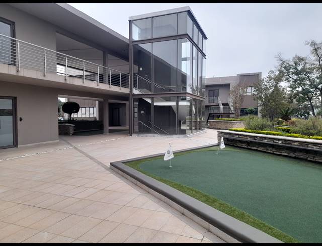 208M² OFFICE FOR SALE IN WITKOPPEN